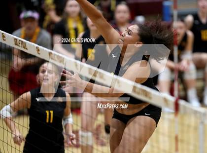 Thumbnail 1 in Mica Mountain @ Salpointe Catholic photogallery.