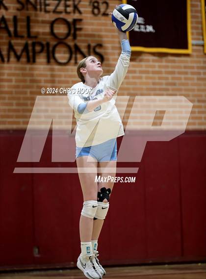 Thumbnail 2 in Mica Mountain @ Salpointe Catholic photogallery.