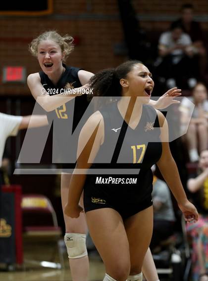 Thumbnail 1 in Mica Mountain @ Salpointe Catholic photogallery.