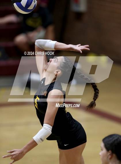 Thumbnail 2 in Mica Mountain @ Salpointe Catholic photogallery.