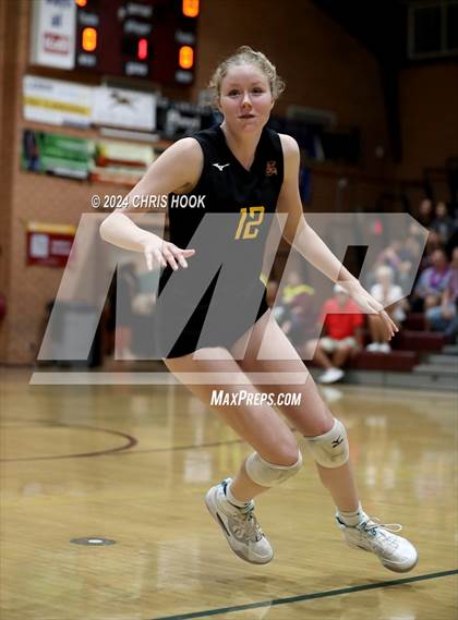 Thumbnail 1 in Mica Mountain @ Salpointe Catholic photogallery.