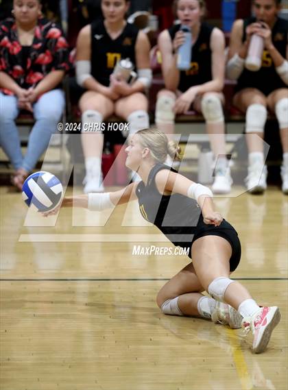 Thumbnail 2 in Mica Mountain @ Salpointe Catholic photogallery.