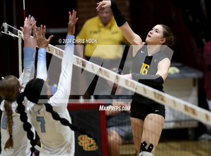 Thumbnail 2 in Mica Mountain @ Salpointe Catholic photogallery.