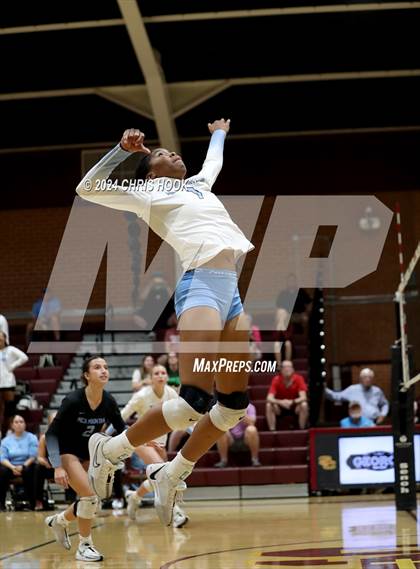 Thumbnail 3 in Mica Mountain @ Salpointe Catholic photogallery.