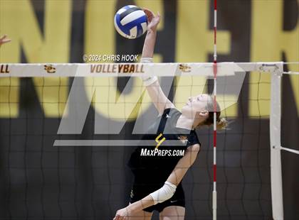 Thumbnail 2 in Mica Mountain @ Salpointe Catholic photogallery.