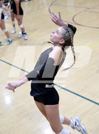 Thumbnail 1 in Mica Mountain @ Salpointe Catholic photogallery.