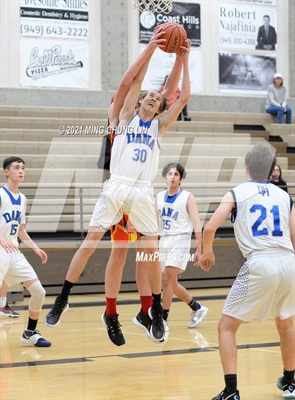 Thumbnail 3 in Mission Viejo vs. Dana Hills (Aliso Niguel Classic) photogallery.