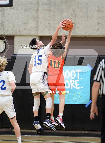 Thumbnail 1 in Mission Viejo vs. Dana Hills (Aliso Niguel Classic) photogallery.