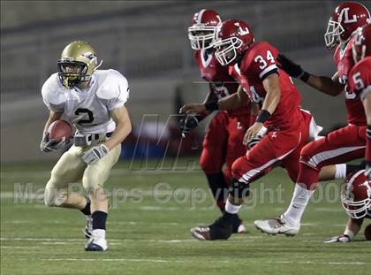 Thumbnail 3 in St. John Bosco vs. Lutheran photogallery.