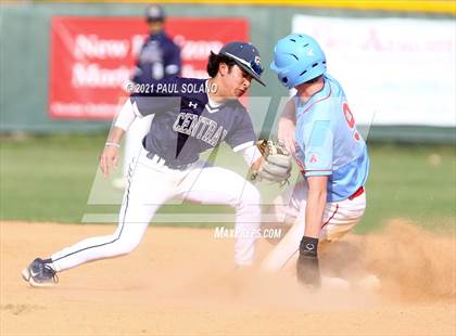 Thumbnail 2 in Central Catholic @ Antonian Prep photogallery.