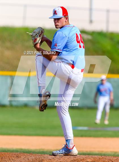 Thumbnail 2 in Central Catholic @ Antonian Prep photogallery.