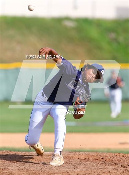 Thumbnail 2 in Central Catholic @ Antonian Prep photogallery.