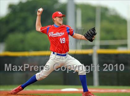 Thumbnail 1 in Midway vs Whitehouse (Texas 4A Region II Playoffs) photogallery.