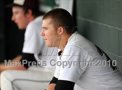 Thumbnail 1 in Midway vs Whitehouse (Texas 4A Region II Playoffs) photogallery.