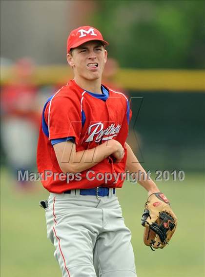 Thumbnail 3 in Midway vs Whitehouse (Texas 4A Region II Playoffs) photogallery.
