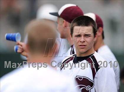 Thumbnail 2 in Midway vs Whitehouse (Texas 4A Region II Playoffs) photogallery.