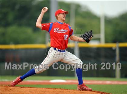 Thumbnail 3 in Midway vs Whitehouse (Texas 4A Region II Playoffs) photogallery.