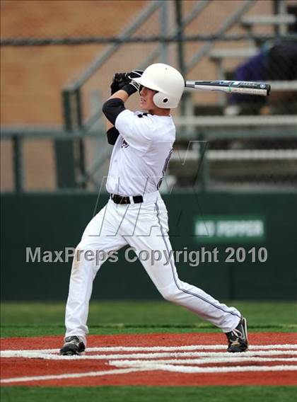 Thumbnail 1 in Midway vs Whitehouse (Texas 4A Region II Playoffs) photogallery.