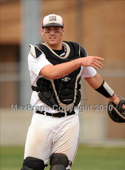 Thumbnail 1 in Midway vs Whitehouse (Texas 4A Region II Playoffs) photogallery.