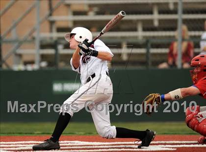 Thumbnail 3 in Midway vs Whitehouse (Texas 4A Region II Playoffs) photogallery.