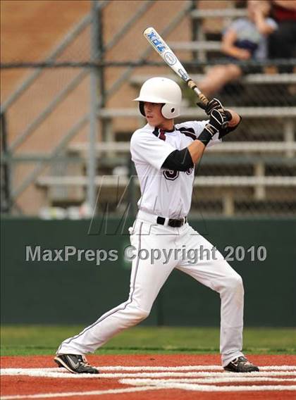 Thumbnail 3 in Midway vs Whitehouse (Texas 4A Region II Playoffs) photogallery.