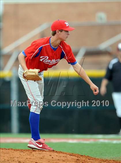 Thumbnail 3 in Midway vs Whitehouse (Texas 4A Region II Playoffs) photogallery.