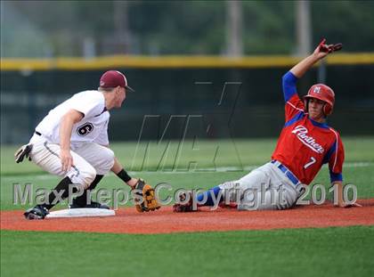 Thumbnail 1 in Midway vs Whitehouse (Texas 4A Region II Playoffs) photogallery.