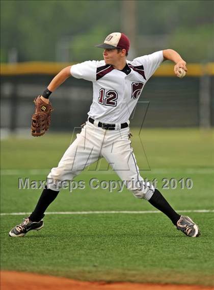 Thumbnail 2 in Midway vs Whitehouse (Texas 4A Region II Playoffs) photogallery.