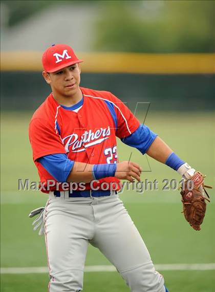 Thumbnail 2 in Midway vs Whitehouse (Texas 4A Region II Playoffs) photogallery.