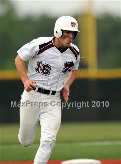 Thumbnail 1 in Midway vs Whitehouse (Texas 4A Region II Playoffs) photogallery.