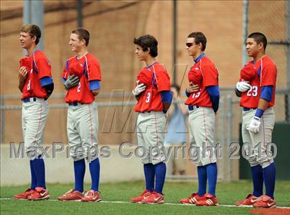 Thumbnail 3 in Midway vs Whitehouse (Texas 4A Region II Playoffs) photogallery.
