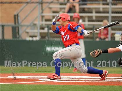 Thumbnail 1 in Midway vs Whitehouse (Texas 4A Region II Playoffs) photogallery.