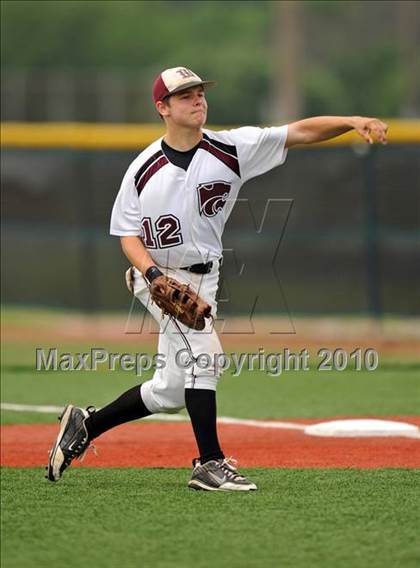 Thumbnail 3 in Midway vs Whitehouse (Texas 4A Region II Playoffs) photogallery.