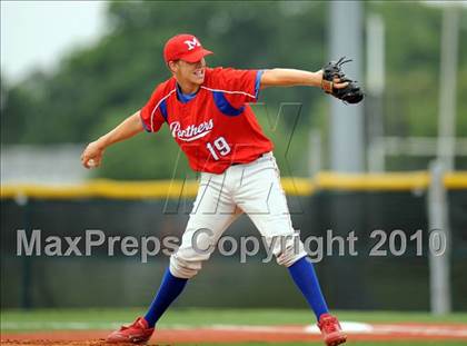 Thumbnail 3 in Midway vs Whitehouse (Texas 4A Region II Playoffs) photogallery.