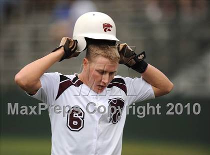 Thumbnail 2 in Midway vs Whitehouse (Texas 4A Region II Playoffs) photogallery.