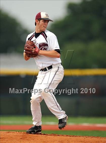 Thumbnail 3 in Midway vs Whitehouse (Texas 4A Region II Playoffs) photogallery.