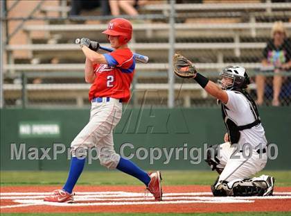 Thumbnail 2 in Midway vs Whitehouse (Texas 4A Region II Playoffs) photogallery.