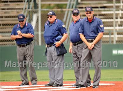 Thumbnail 1 in Midway vs Whitehouse (Texas 4A Region II Playoffs) photogallery.