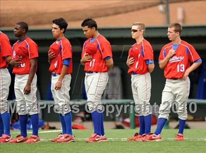 Thumbnail 1 in Midway vs Whitehouse (Texas 4A Region II Playoffs) photogallery.