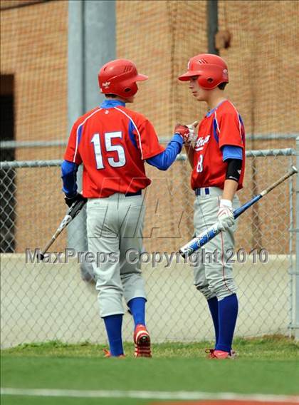 Thumbnail 3 in Midway vs Whitehouse (Texas 4A Region II Playoffs) photogallery.