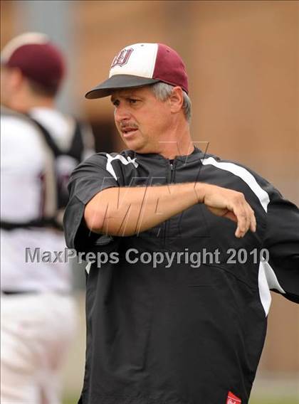 Thumbnail 2 in Midway vs Whitehouse (Texas 4A Region II Playoffs) photogallery.