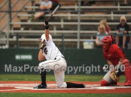 Thumbnail 1 in Midway vs Whitehouse (Texas 4A Region II Playoffs) photogallery.