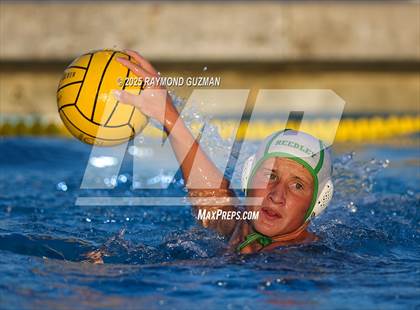 Thumbnail 1 in Reedley @ Clovis North photogallery.