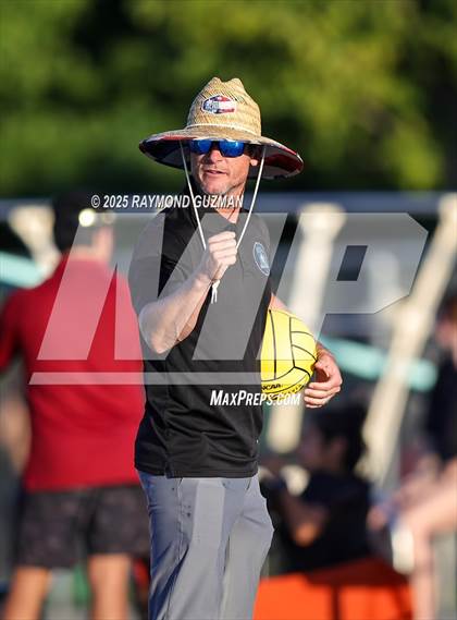 Thumbnail 1 in Reedley @ Clovis North photogallery.