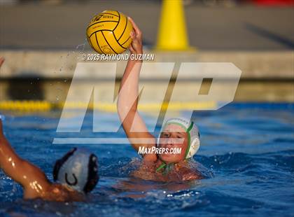 Thumbnail 1 in Reedley @ Clovis North photogallery.