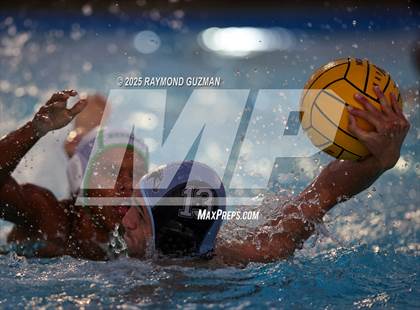 Thumbnail 1 in Reedley @ Clovis North photogallery.