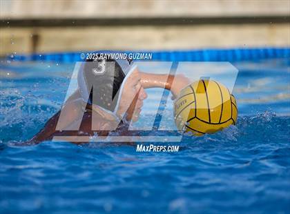 Thumbnail 1 in Reedley @ Clovis North photogallery.