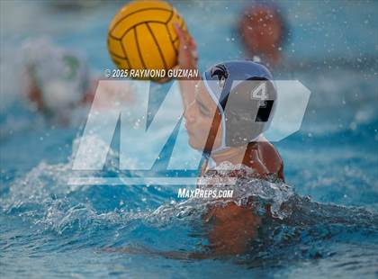 Thumbnail 1 in Reedley @ Clovis North photogallery.