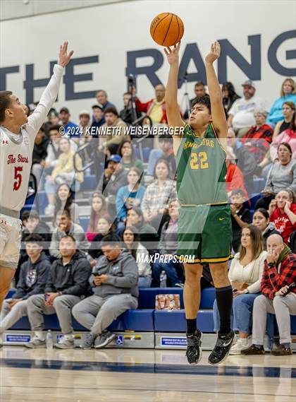 Thumbnail 3 in North vs. Kingsburg photogallery.