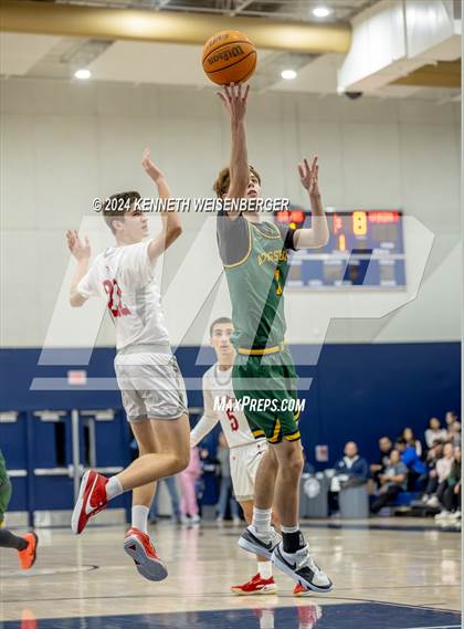 Thumbnail 3 in North vs. Kingsburg photogallery.